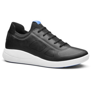 Transform sneaker voor de keuken een geweldige lichte schoen met grip.