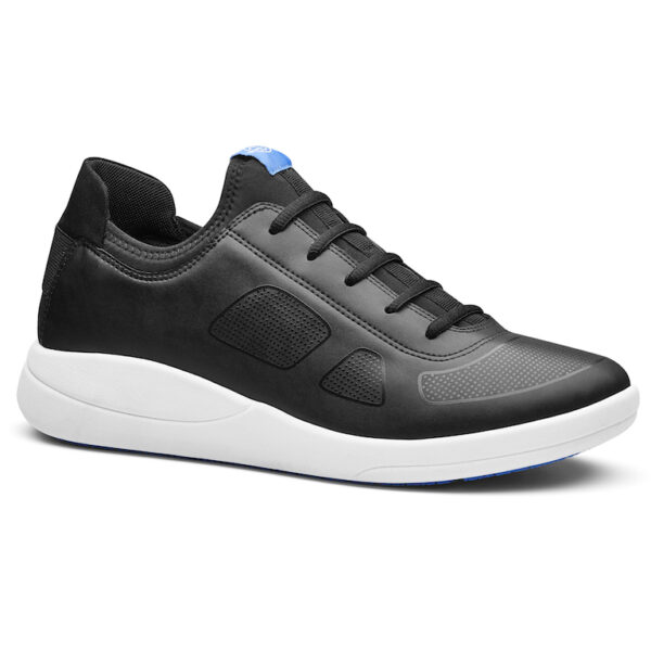 Transform sneaker voor de keuken een geweldige lichte schoen met grip.